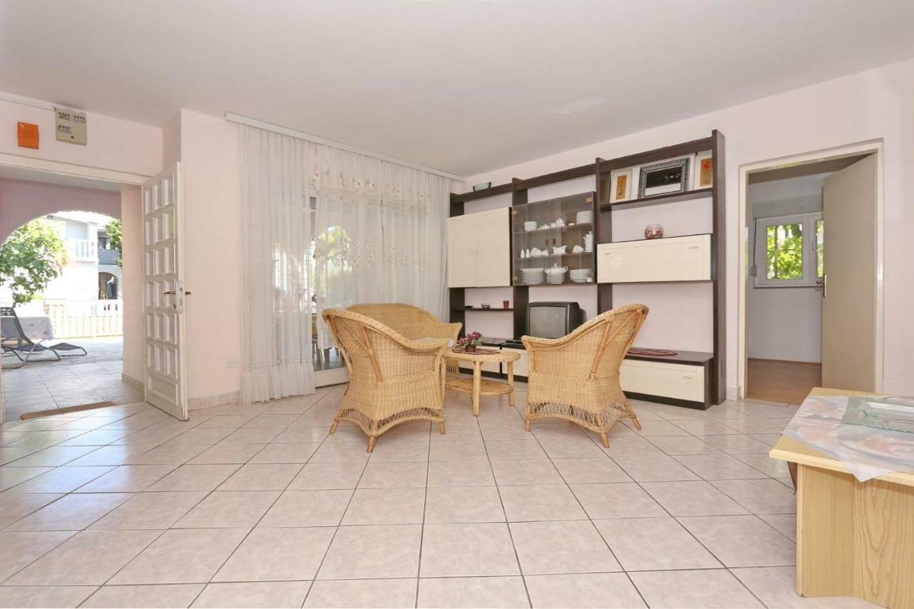 Villa Neyla Vir Dış mekan fotoğraf