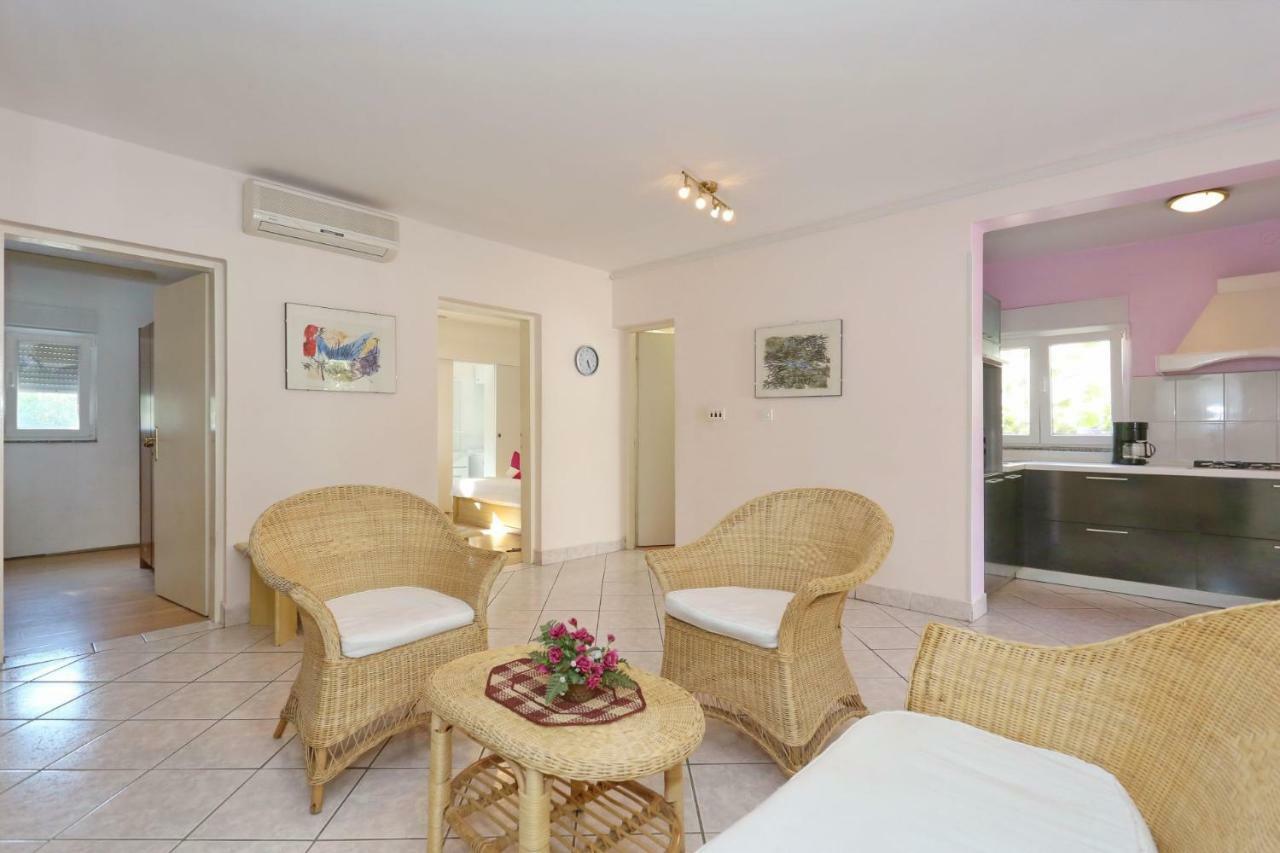Villa Neyla Vir Dış mekan fotoğraf