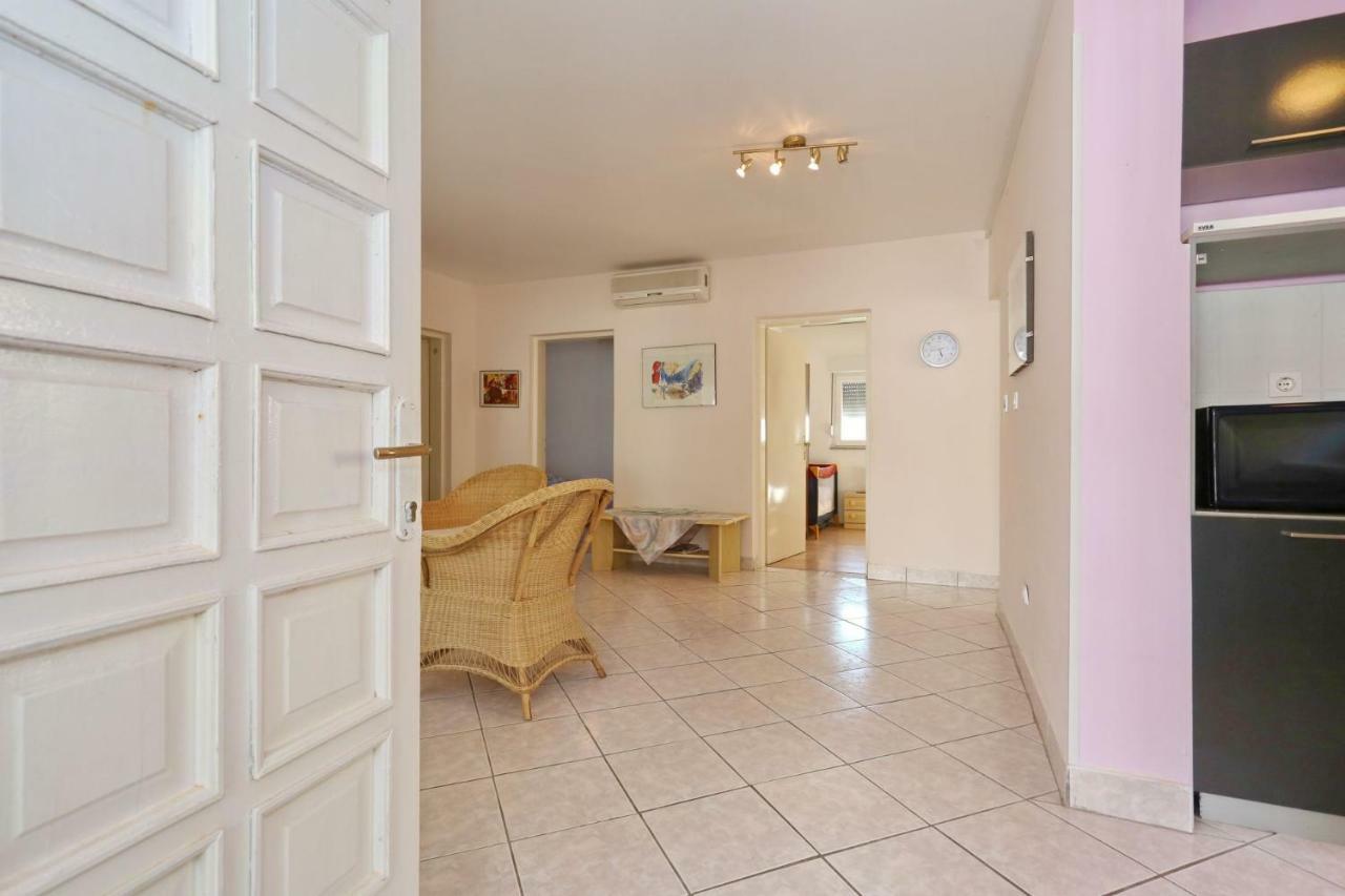 Villa Neyla Vir Dış mekan fotoğraf