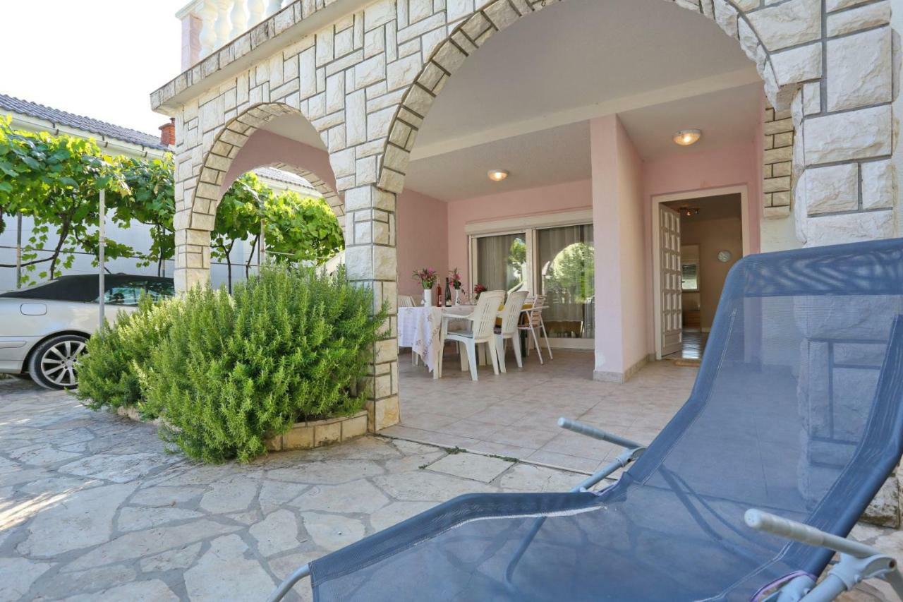 Villa Neyla Vir Dış mekan fotoğraf