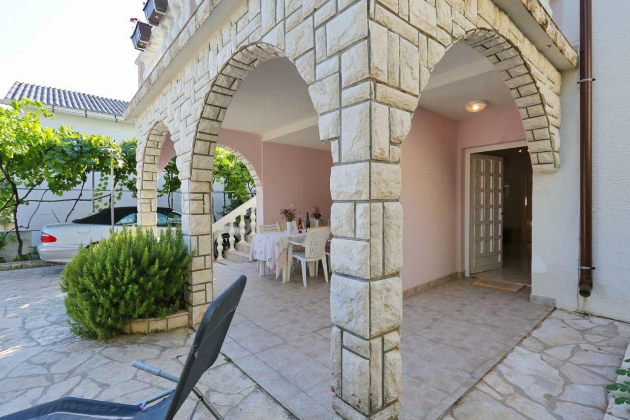 Villa Neyla Vir Dış mekan fotoğraf